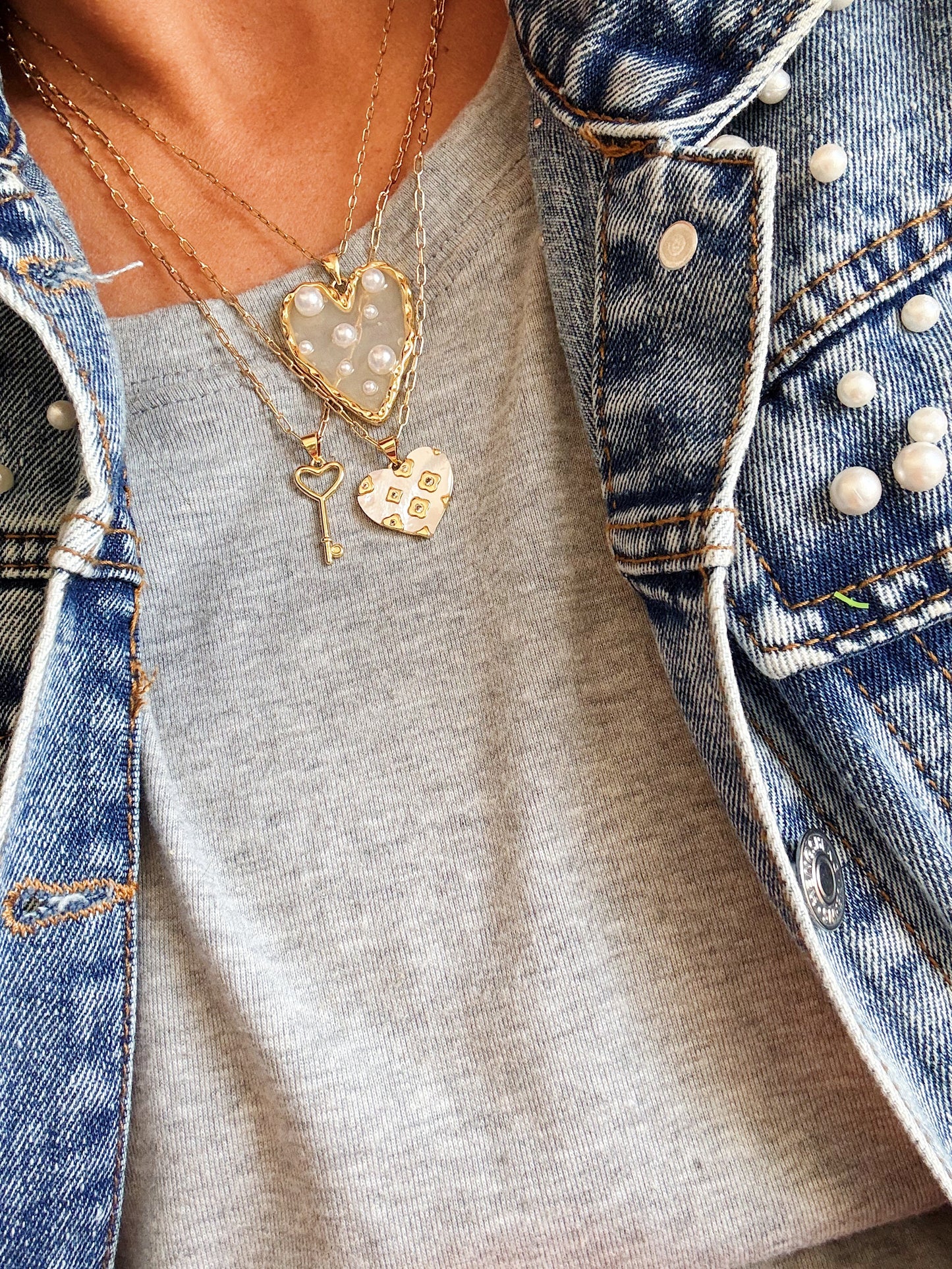 PEARL HEART NECKLACE