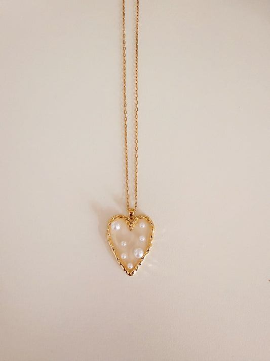 PEARL HEART NECKLACE