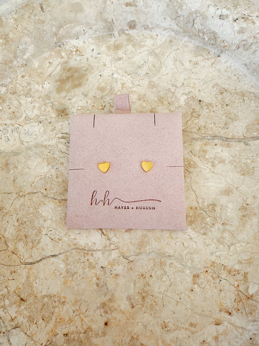 TINY GOLD HEART STUDS